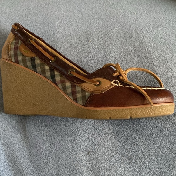 Sperry vintage wedge heels! So cute and comfortable size 8 leather - Picture 1 of 6